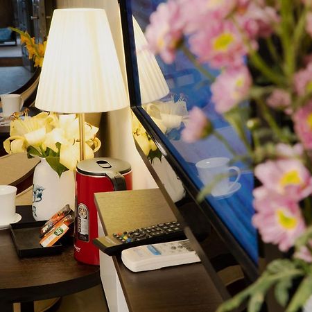Perfume'S Cozy House Lägenhet Hanoi Exteriör bild